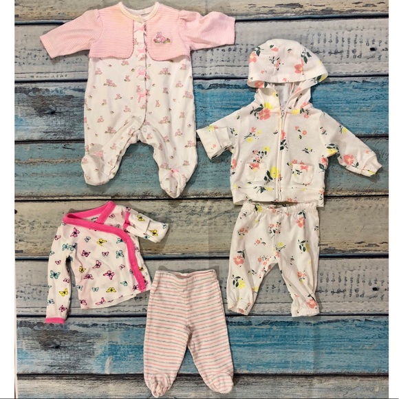 Carter's Other - Bundle of 4 Newborn Clothing for Girls